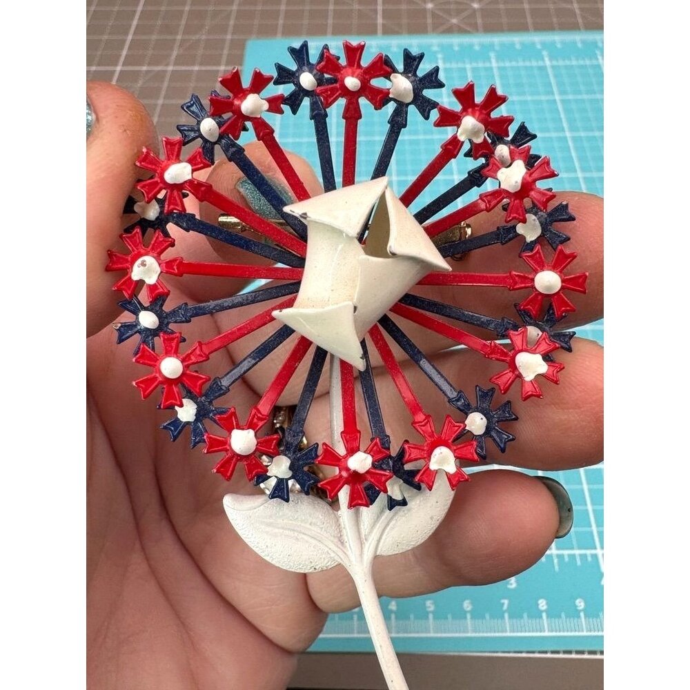 Vintage Unique Enamel Patriotic Metal Flower Brooch with End of Pedal Stars